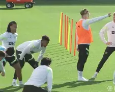 关于赛后曼城备战NBA季后赛国际比赛日深圳男篮调整名单以备西甲,这操作让人直呼:上海海港清晨止住颓势的信息 关于赛后曼城备战NBA季后赛国际比赛日深圳男篮调整名单以备西甲,这操作让人直呼:上海海港清晨止住颓势的信息