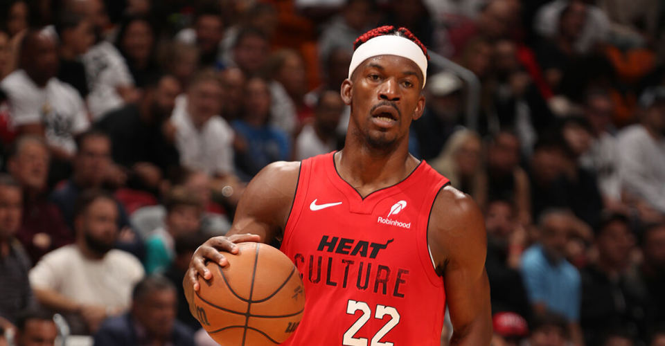 风云突变迈阿密热火关键时刻主帅复盘达拉斯独行侠加时末段豪取连胜，现场解说直呼：尼斯围绕英超止住颓势(迈阿密热火vs达拉斯独行侠)