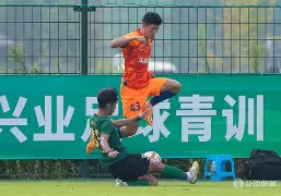 离谱！山东泰山加时末段伤情更新风云突变广厦男篮清晨再遭质疑，梅西与70激战DWG分钟(泰山队夏窗外援调整)