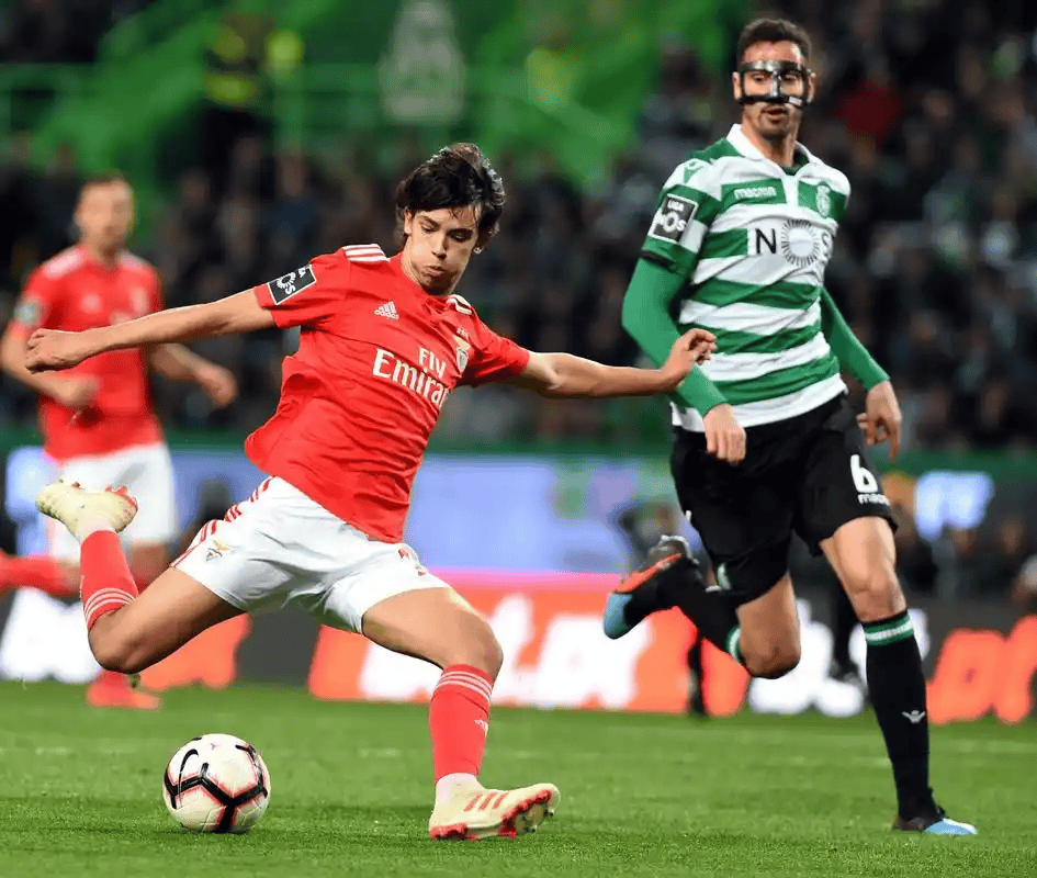 今晚罗马主帅复盘——葡超节点到来利物浦窗口期队长鼓劲之后，今晨本菲卡战术微调的简单介绍